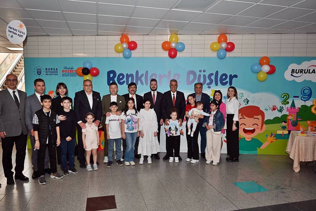 Çocuklar, bu metro istasyonundan çıkmayacak! Bursa'da 'Çocuk Dostu Metro İstasyonu' hizmete girdi 13